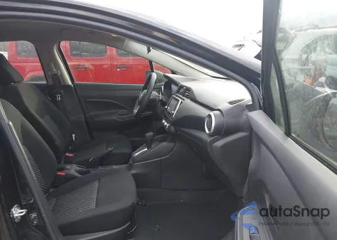 2022 Nissan Versa 1.6 S Xtronic Cvt z USA, uszkodzony, nr VIN 3N1CN8DV4NL843084